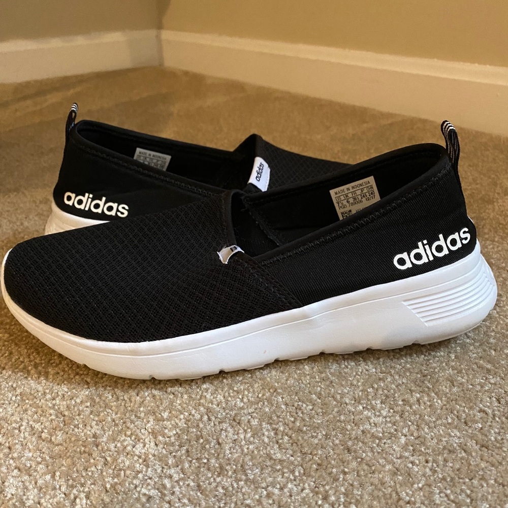 BLACK Adidas Lite Racer Slip On